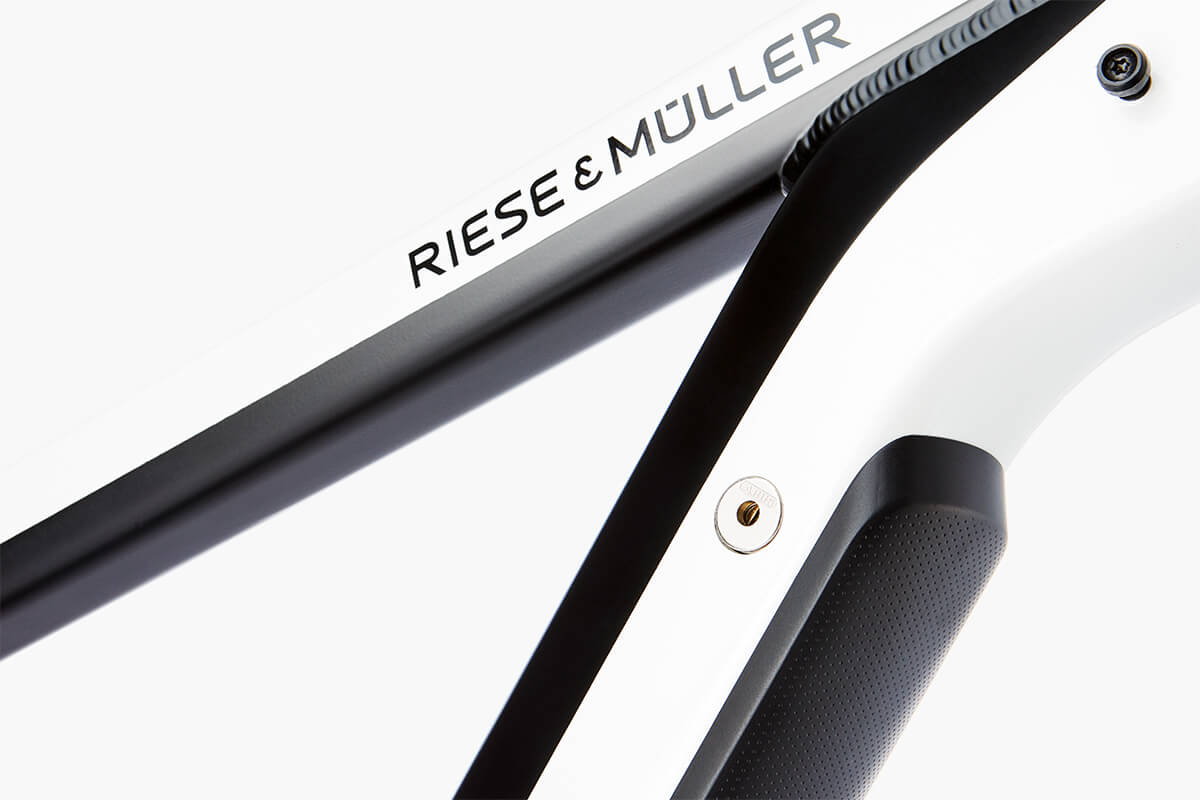 Riese & Mueller New Charger Built in Rechargeable Battery